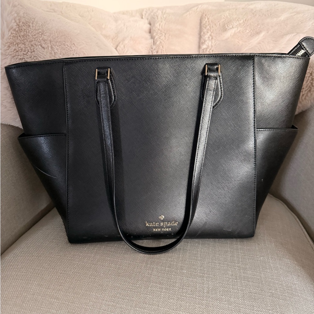kate spade Black Saffiano Leather Tote with Gold Logo🖤